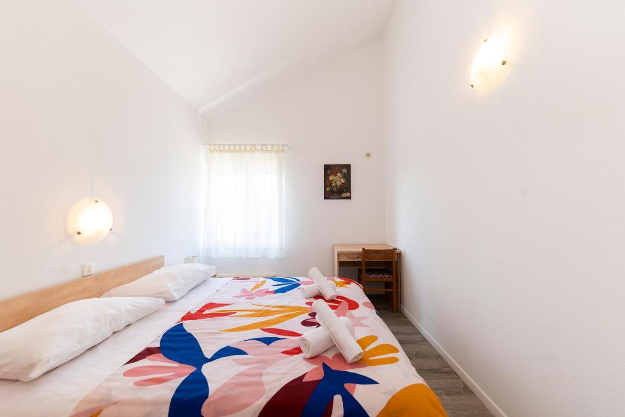 Guesthouse Villa Irena Zadar Exterior photo