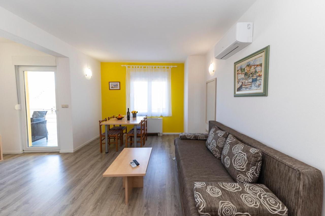 Guesthouse Villa Irena Zadar Exterior photo