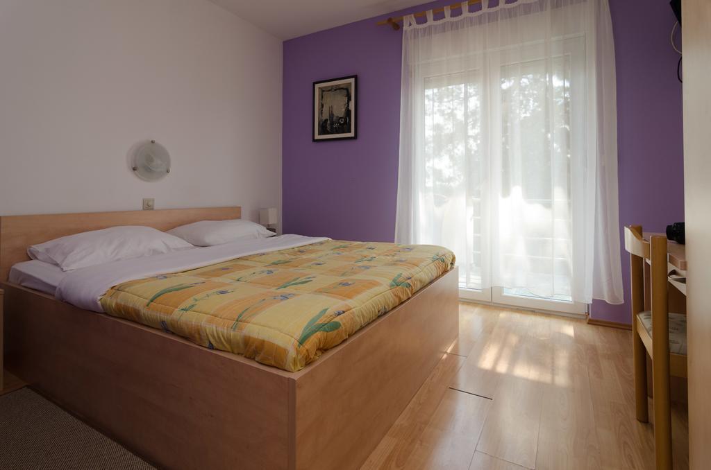 Guesthouse Villa Irena Zadar Exterior photo